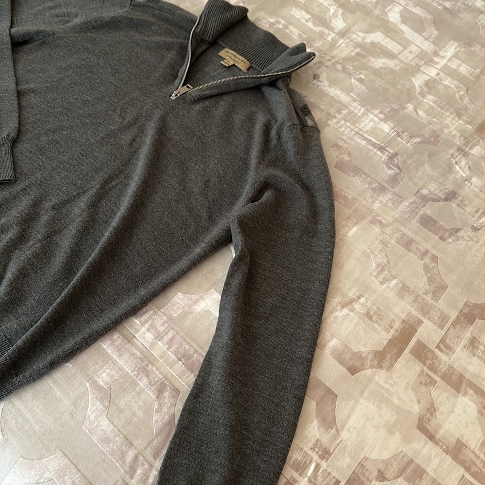Burberry mock neck sweater in grey merino wool - Picture 5 of 5